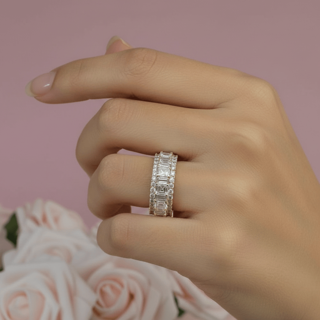 Elsa Iced Out Ring - VS1 Clarity Crystals | Sterling Silver | CinloCo