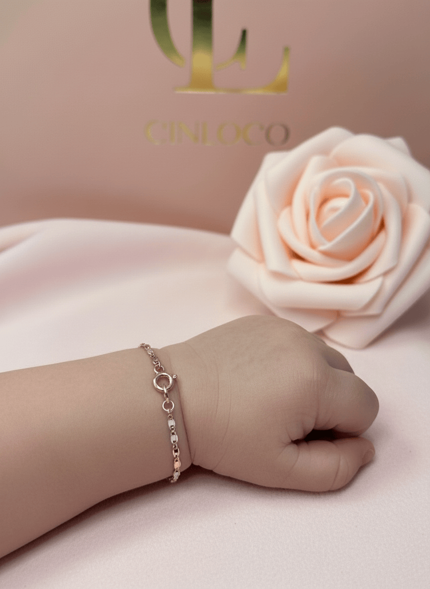 10k Dainty Tri Starburst Valentino Baby Bracelet