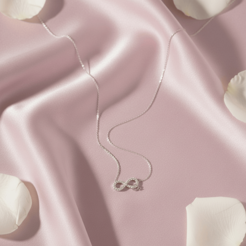 10k Endless Elegance Necklace