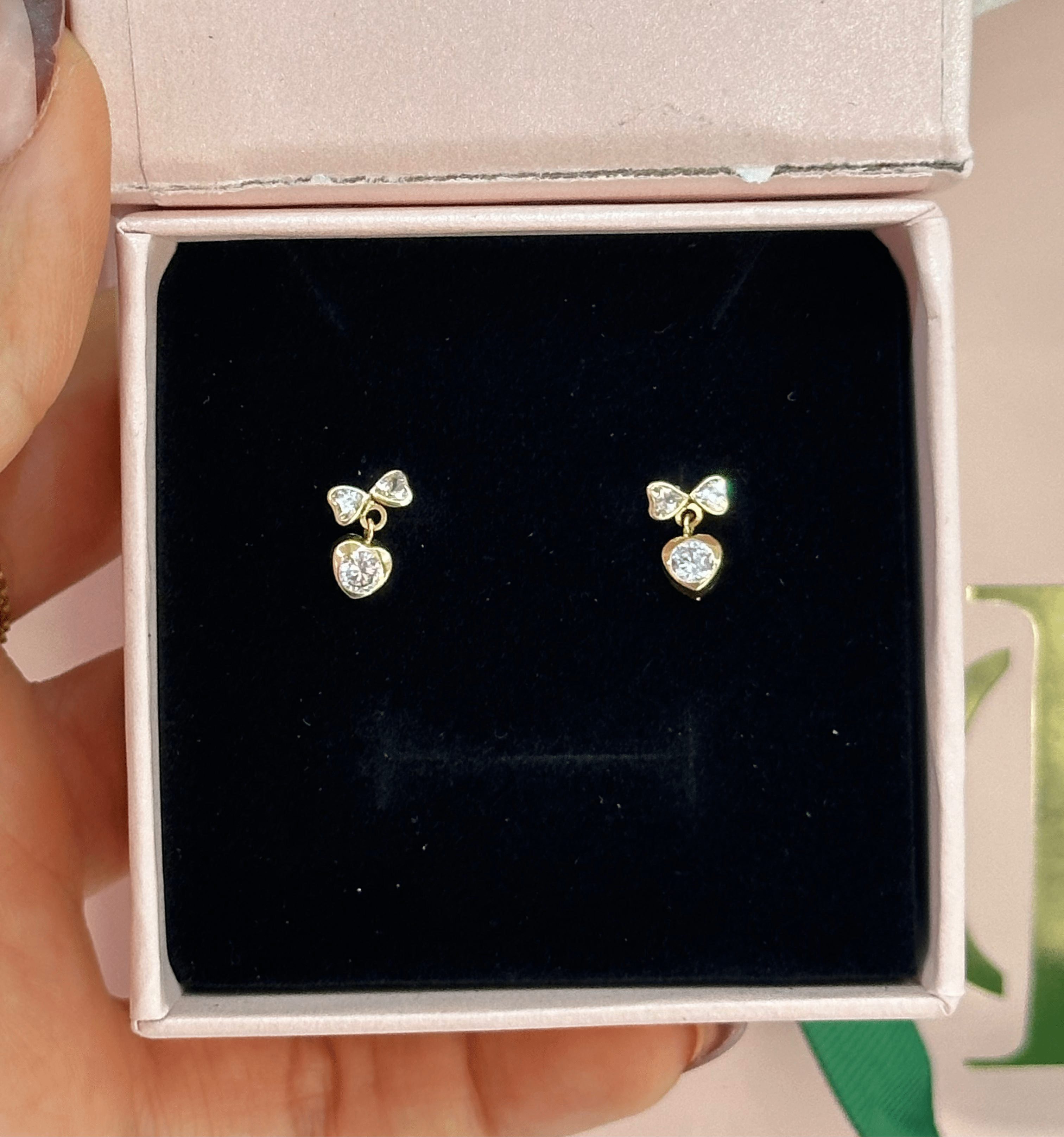 14k Glamour Bow Earrings - CinloCo