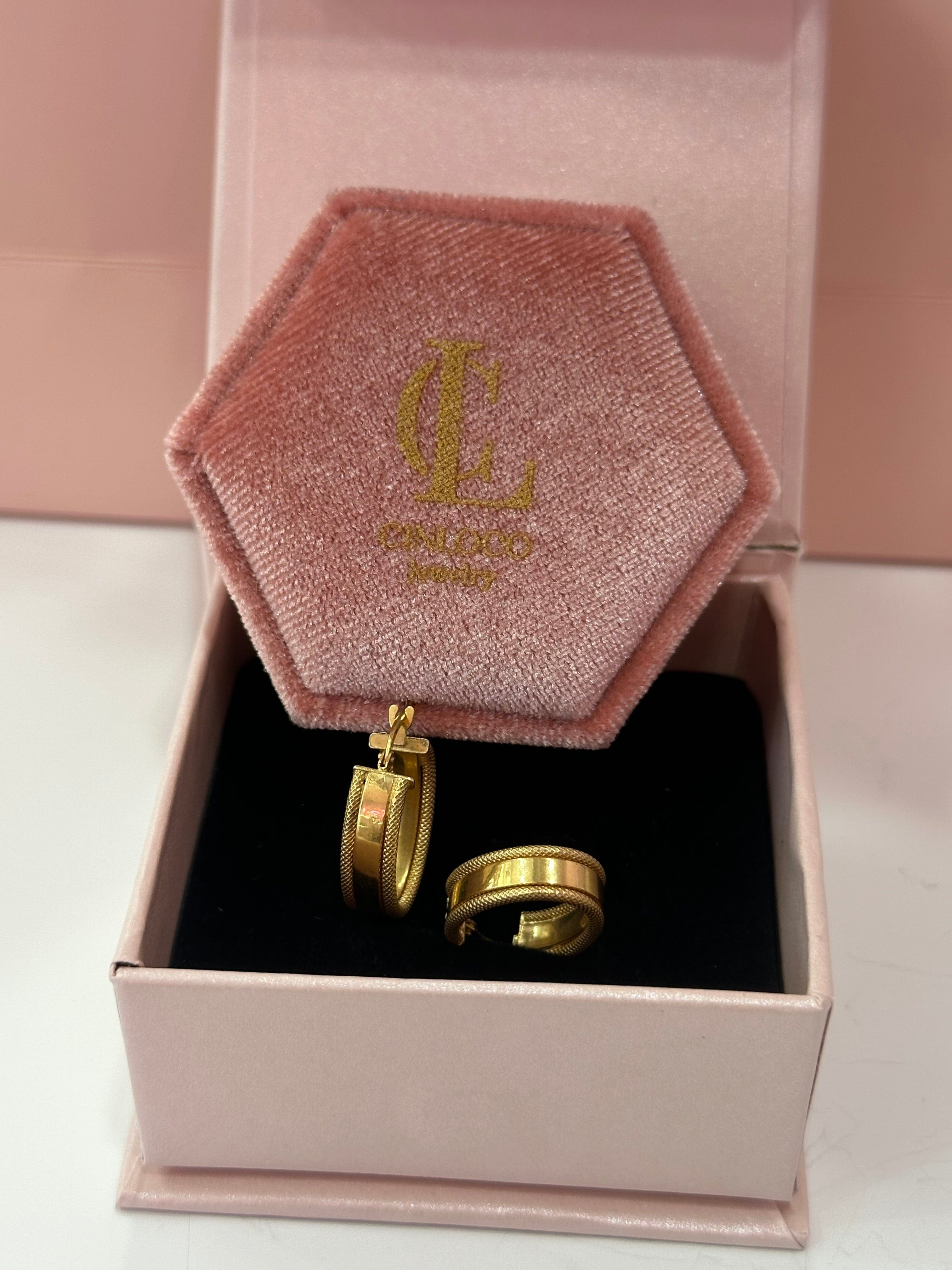 14k Queen Hoops - CinloCo