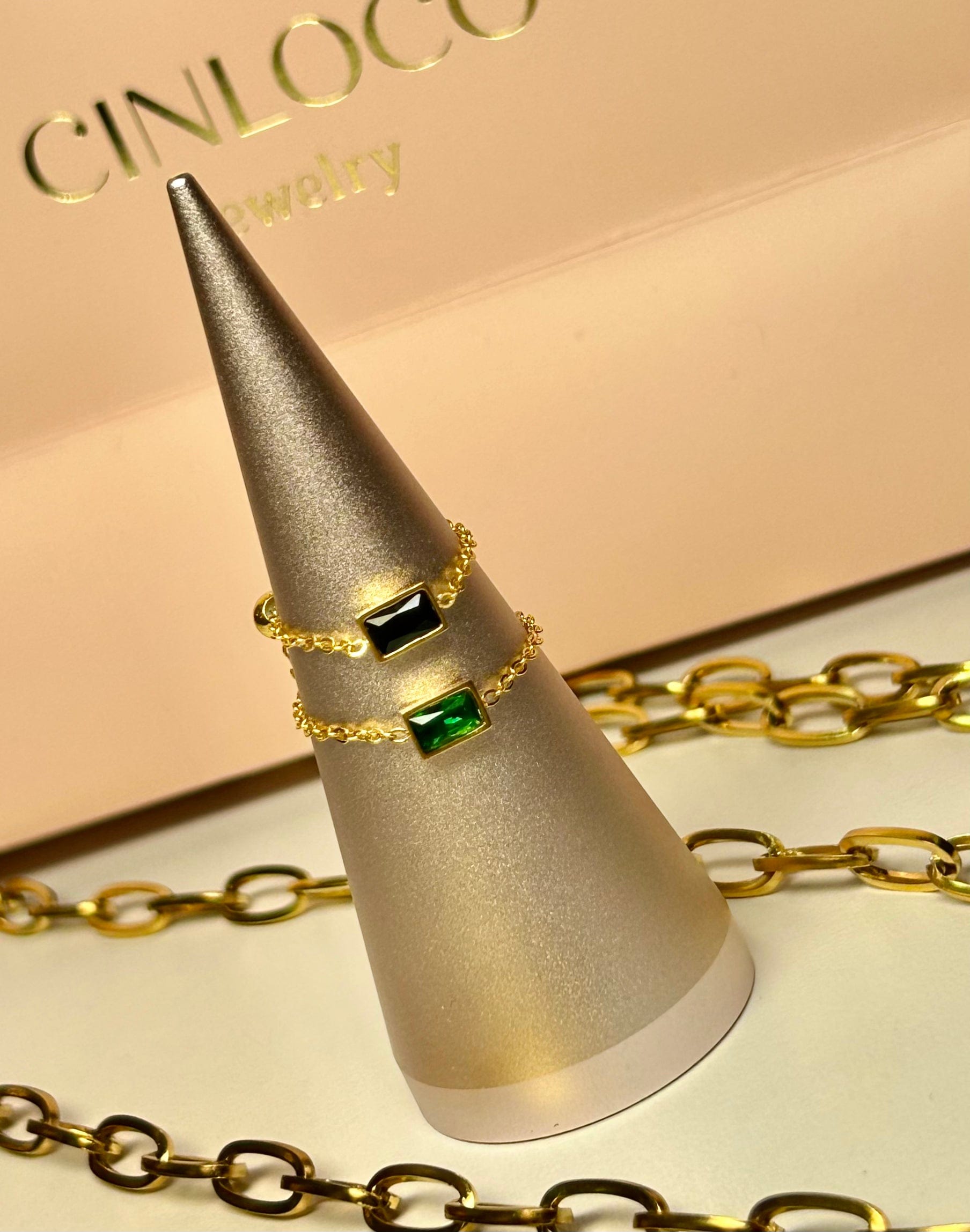 Sabrina Chain Ring - CinloCo