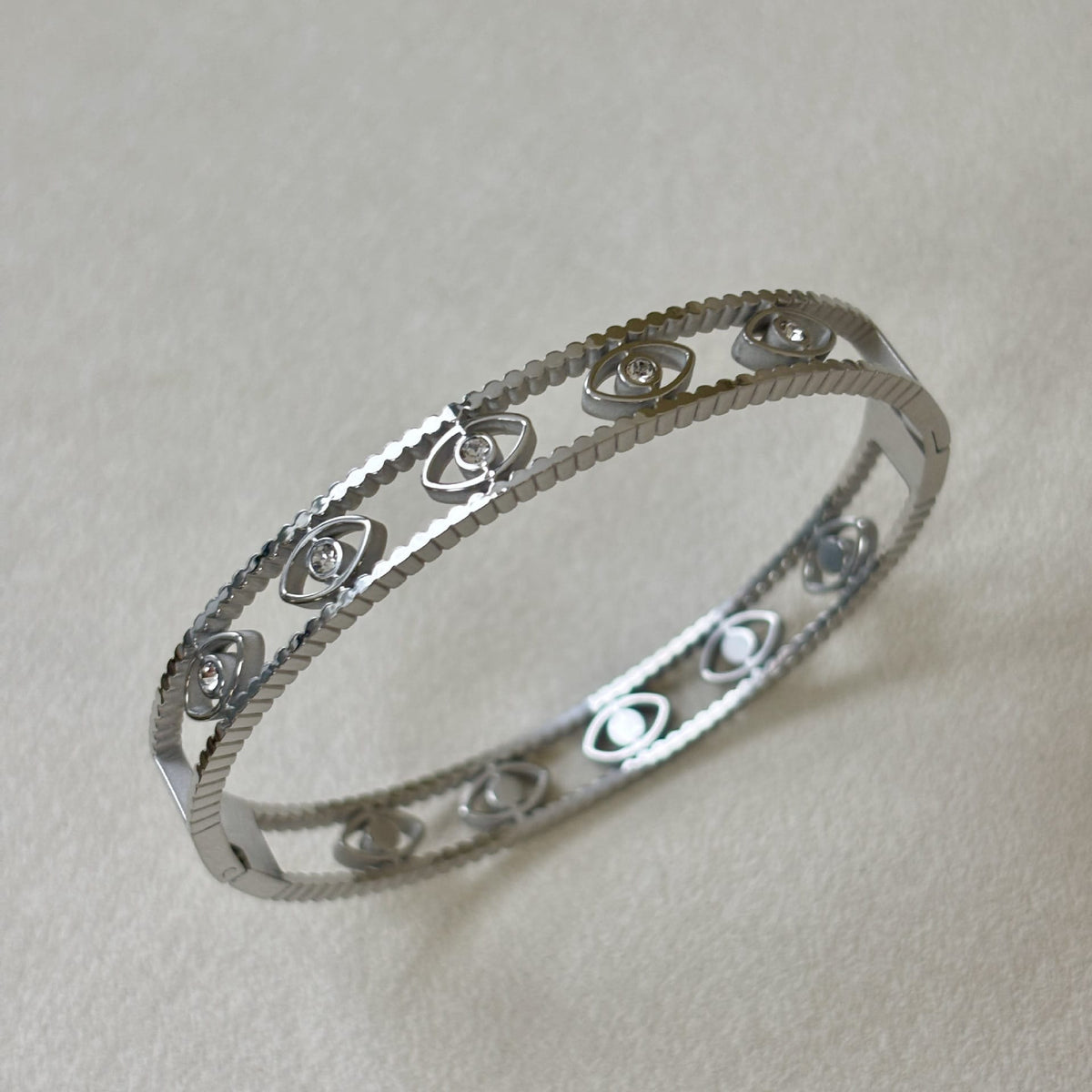 Good Energy Bar Bangle Bracelets - CinloCo
