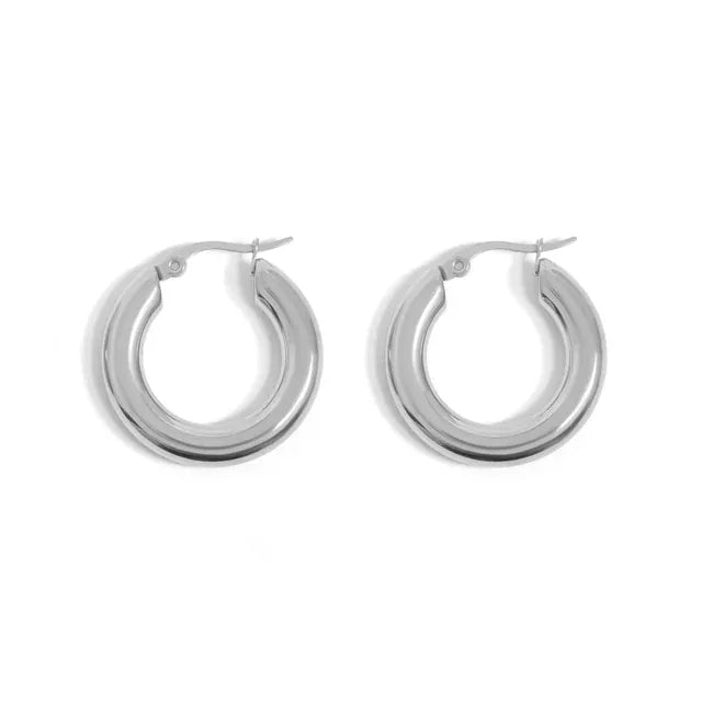 Nora Hoops