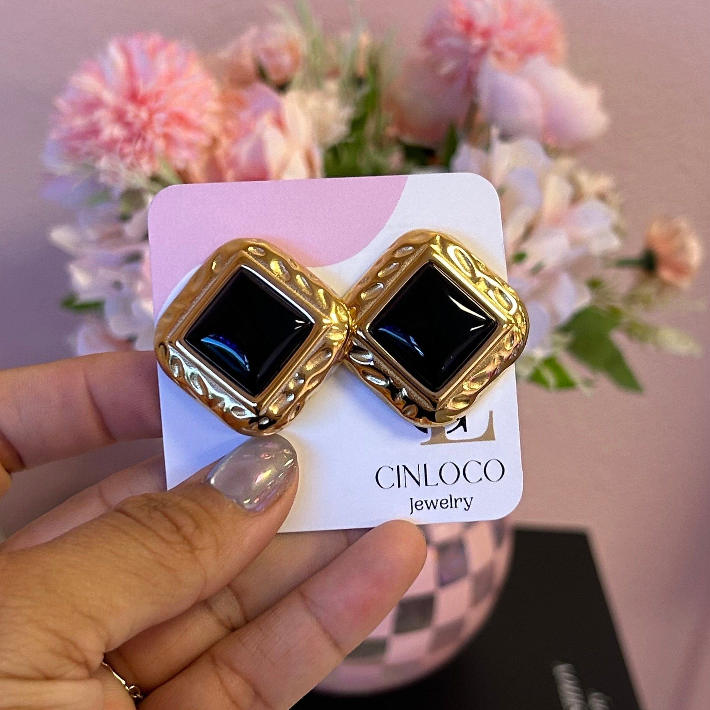 Alma Vintage Studs - CinloCo