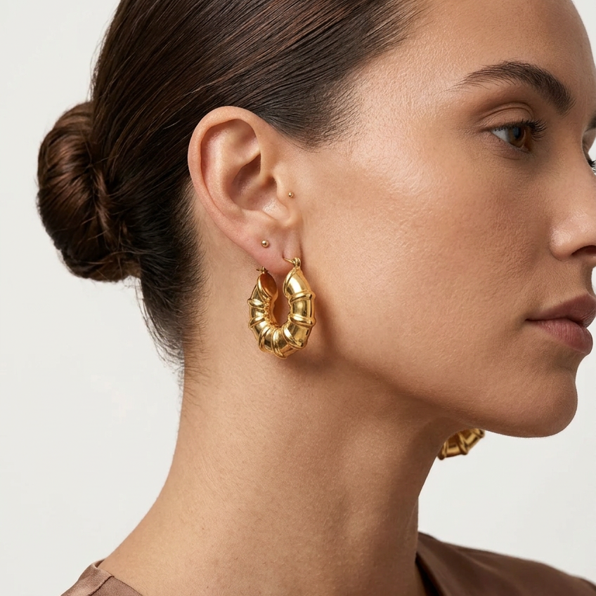 Ana Hollow Chunky Hoop Earrings - CinloCo