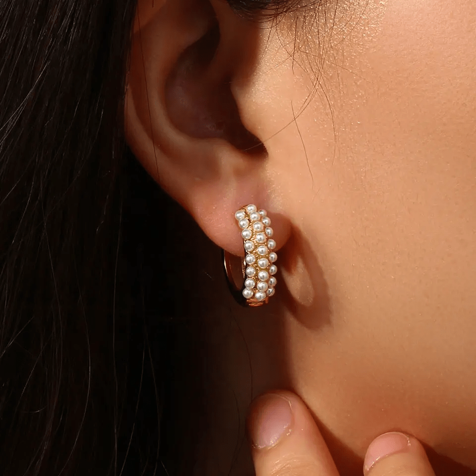 Dainty Fresh Water Pearl Huggie Earrings - CinloCo