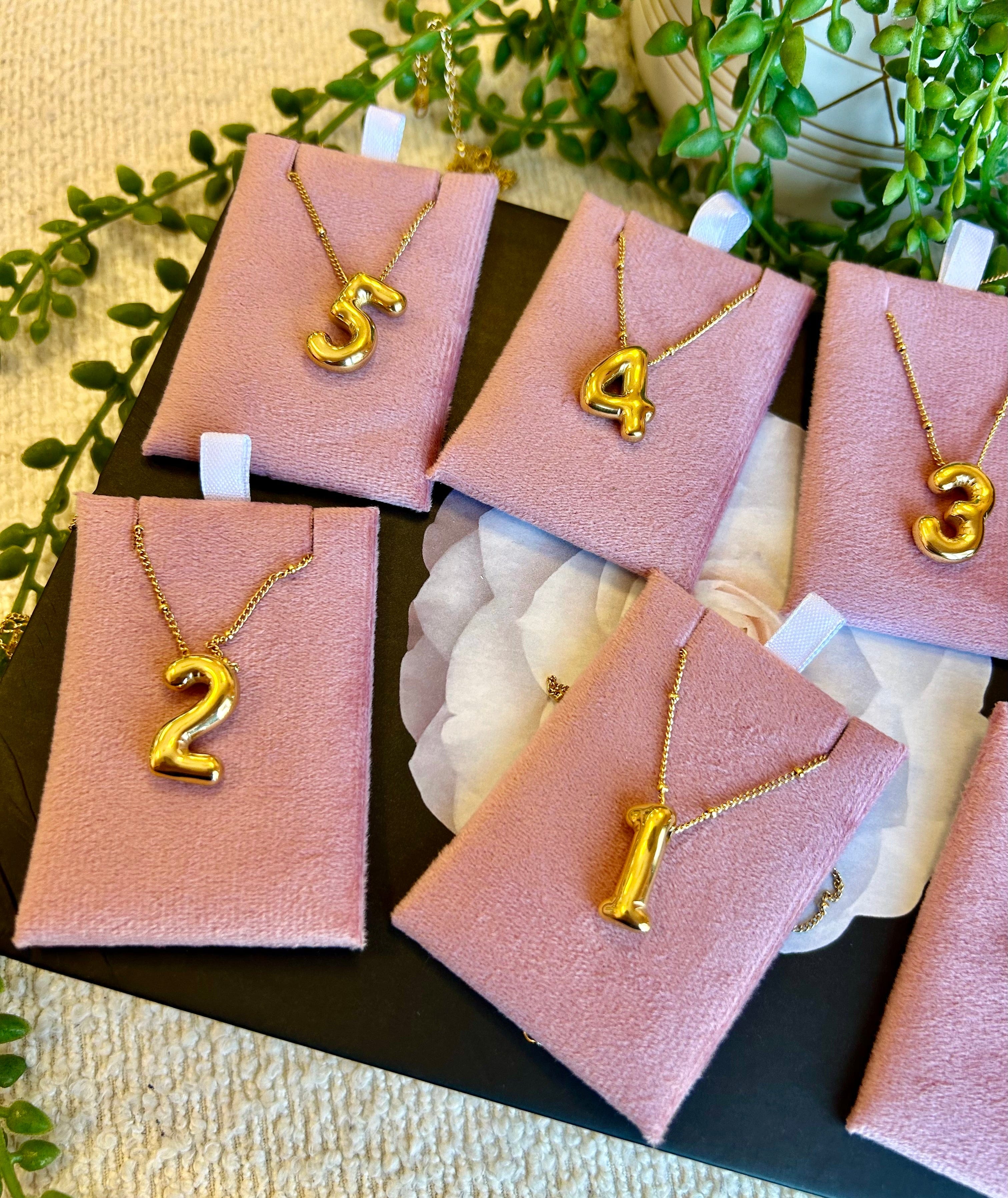 Bubble Numbers Necklace - CinloCo