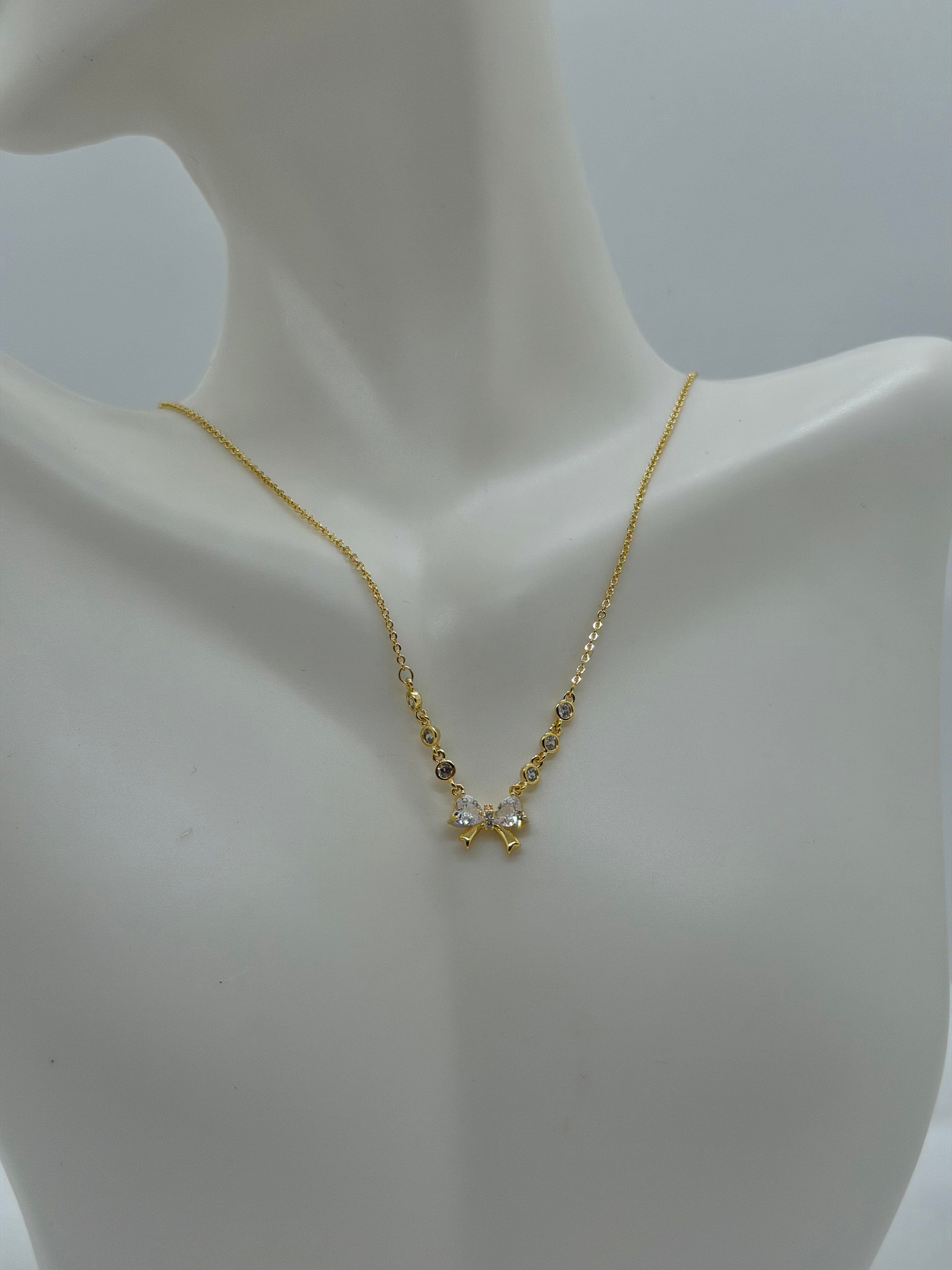 Dainty Bow Necklace