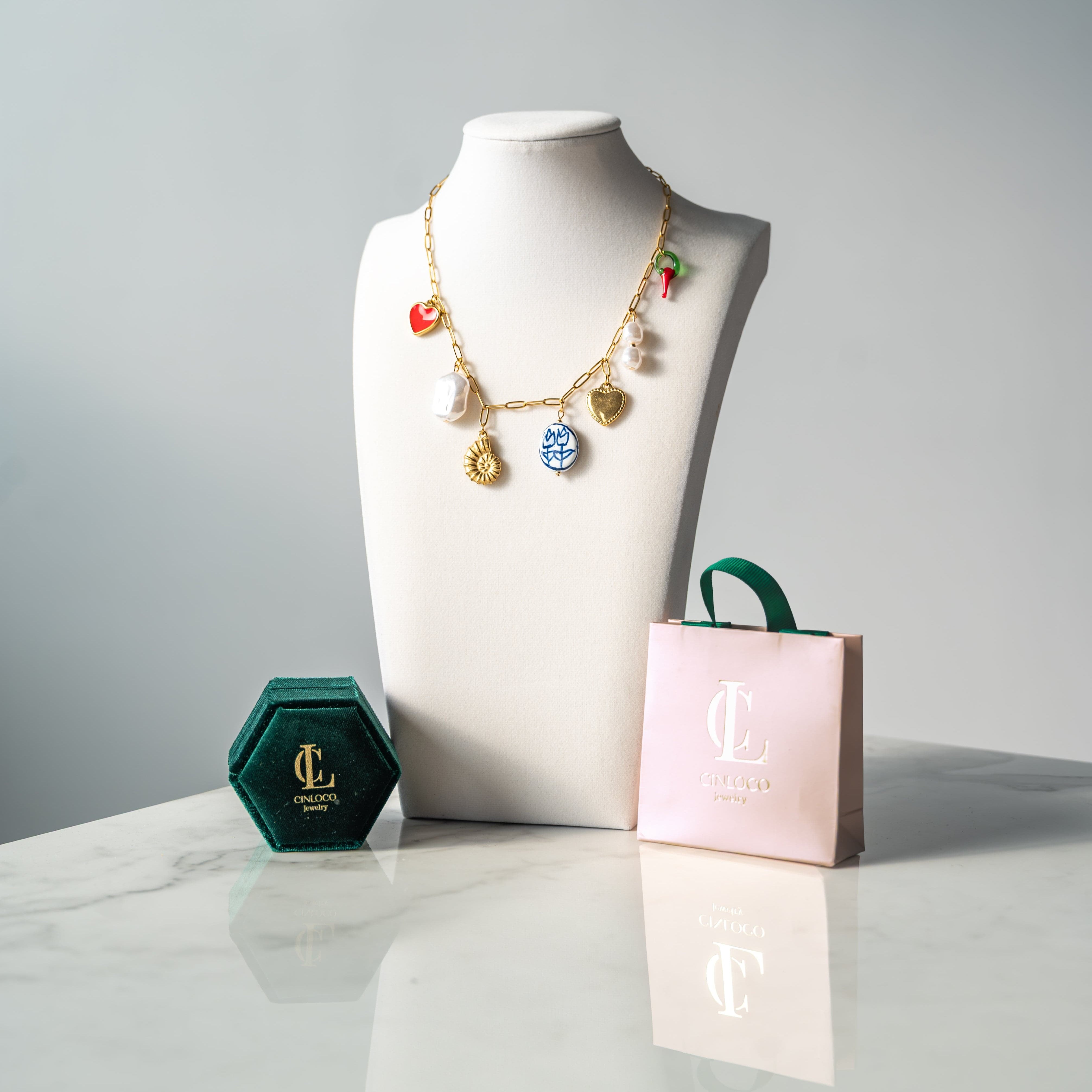 Mystery Summer Shine Box - CinloCo