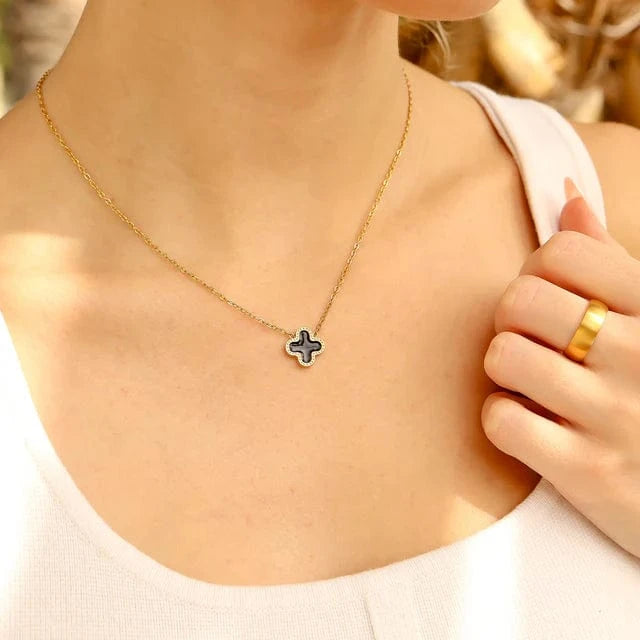 The Lucky Clover Necklace - CinloCo