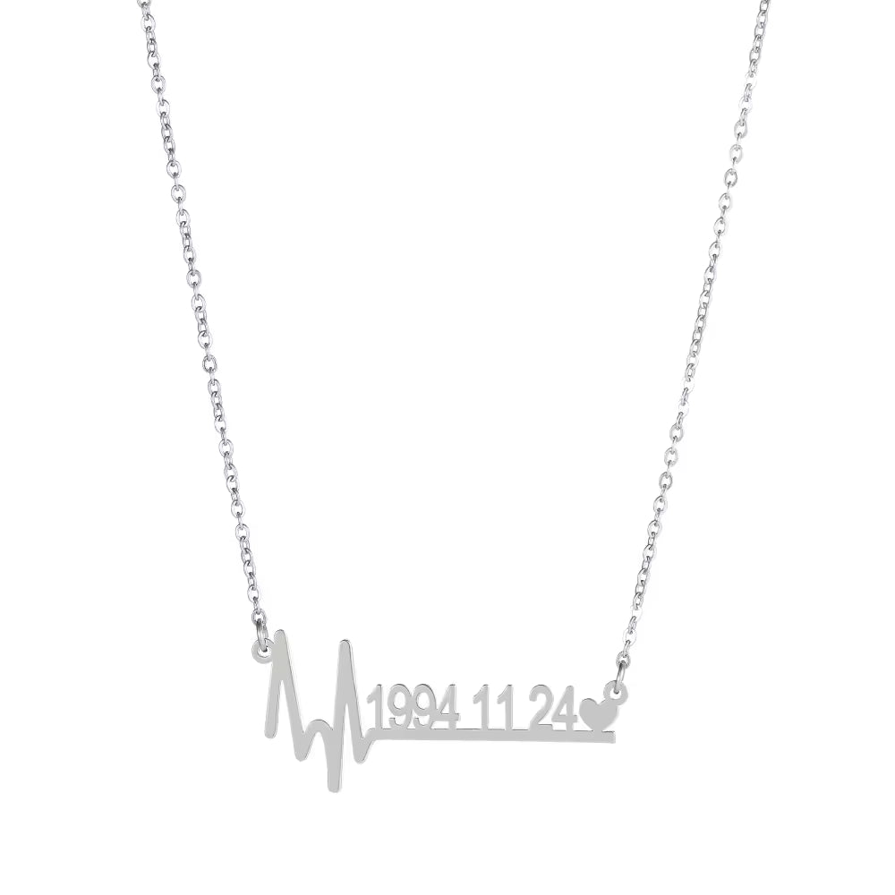 CinloCo Silver Heartbeat Name Necklace