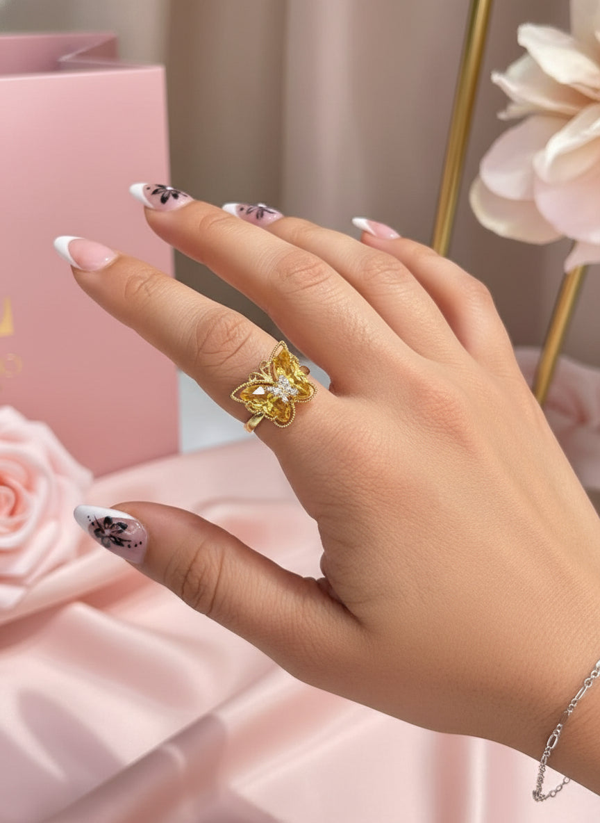 Golden Flutter Ring - CinloCo