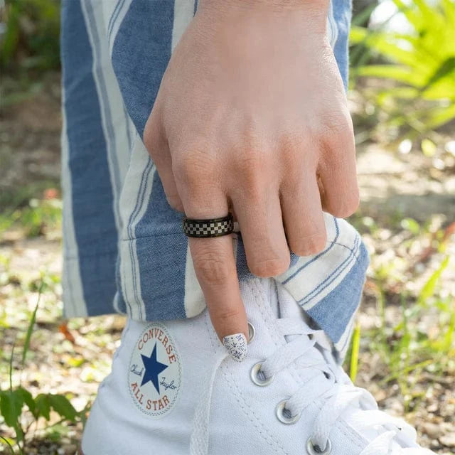 Black Checker Spinner Ring