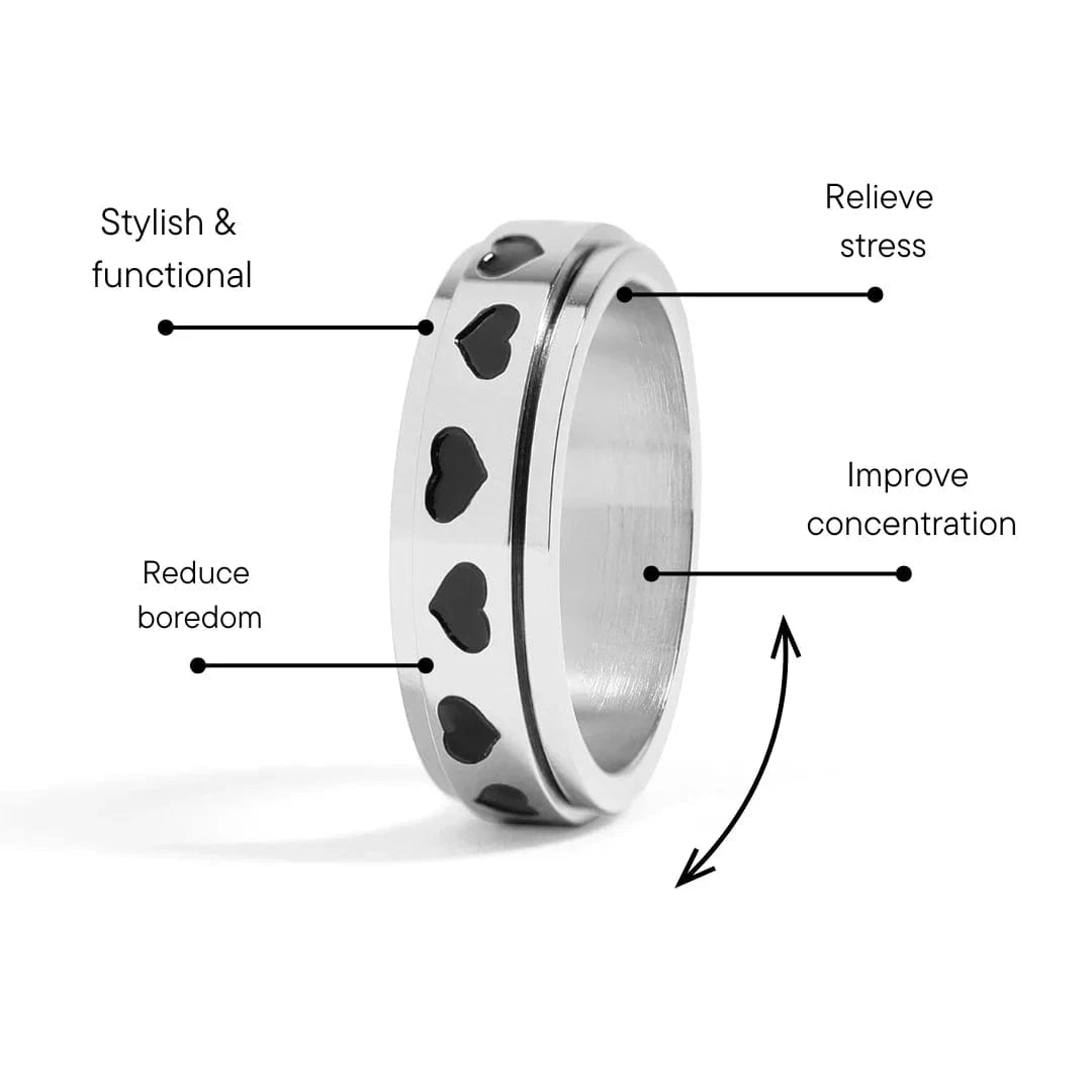 Black Heart Spinner Ring - CinloCo