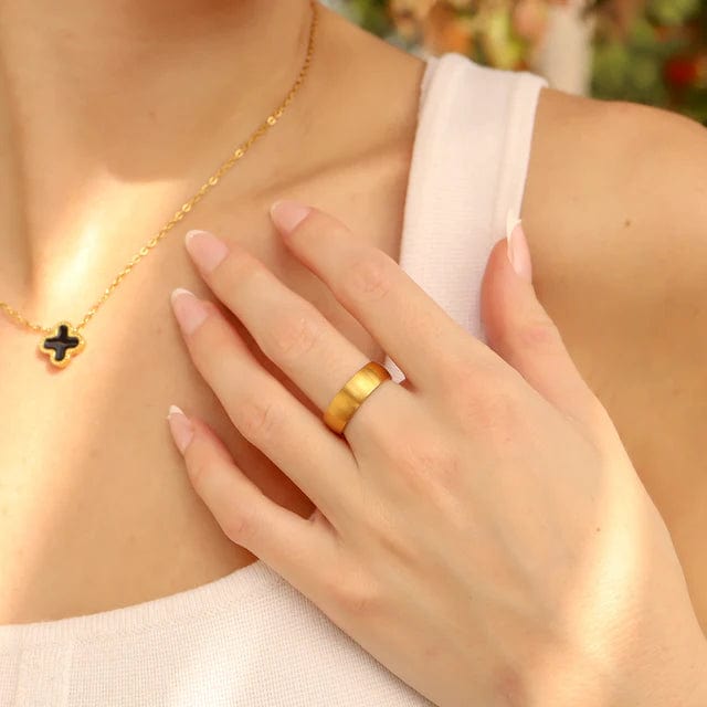Matte Gold Band Ring - CinloCo
