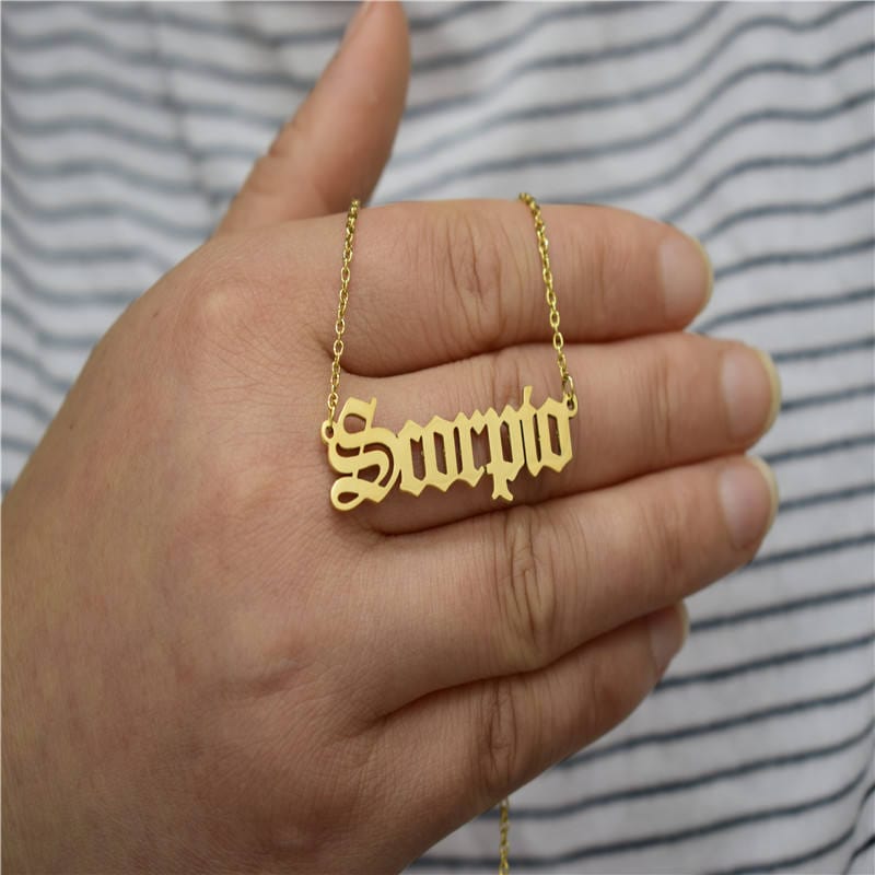 Zodiacs Necklace in Gold - CinloCo