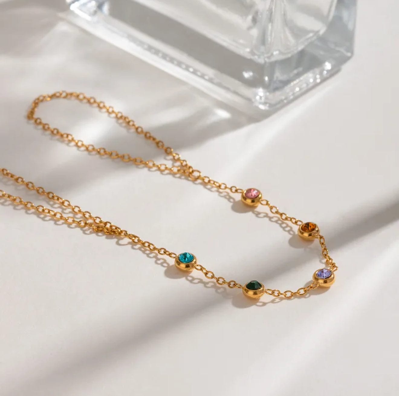 The Vibe- colorful gems hand chain - CinloCo