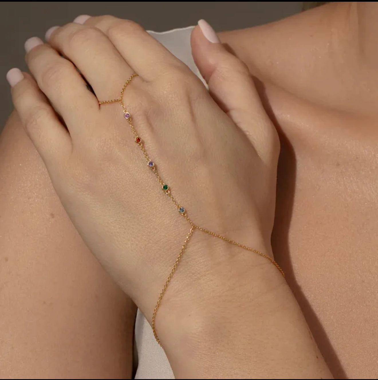 The Vibe- colorful gems hand chain - CinloCo