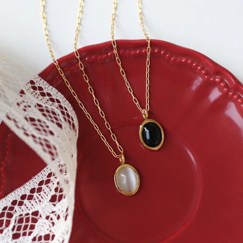 Vintage Opal Oval Necklace - CinloCo