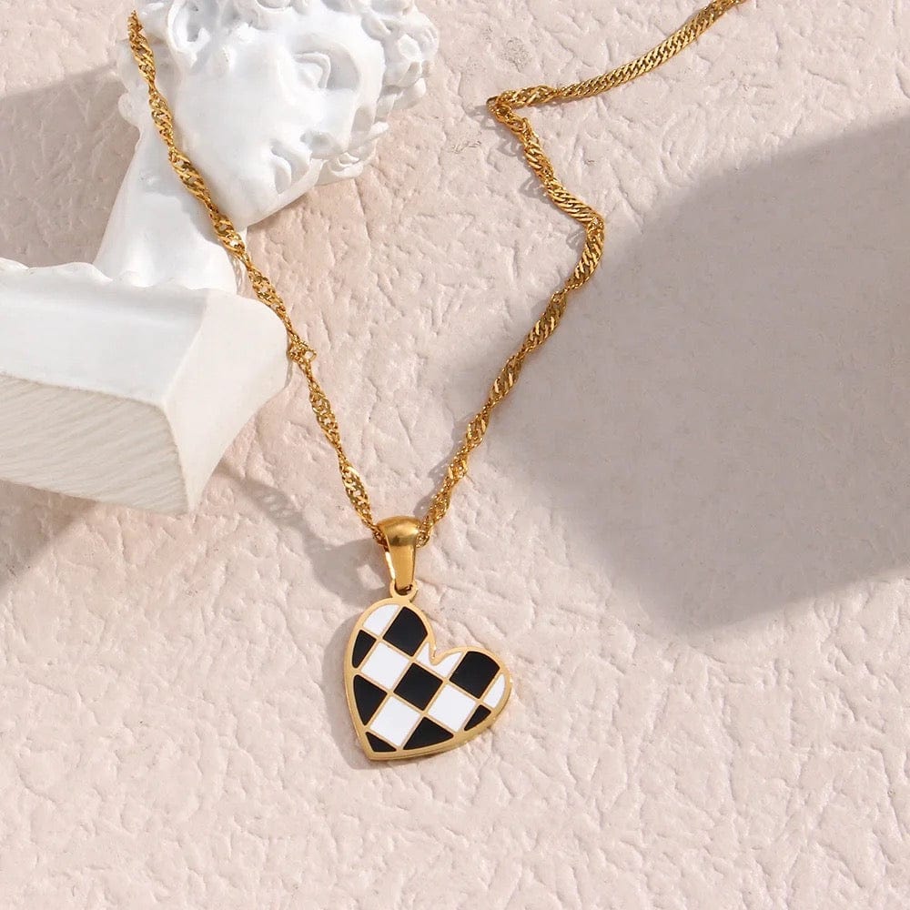 Checkered Enamel Heart Necklace - CinloCo