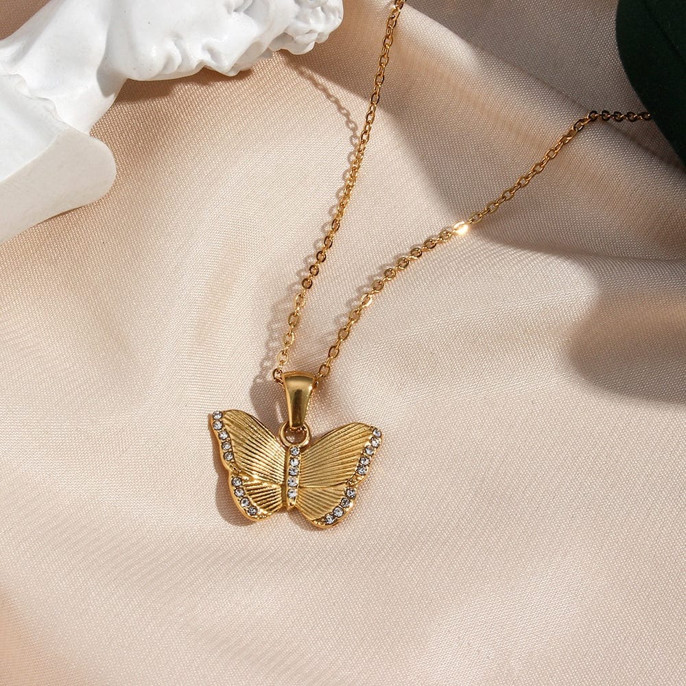 Vintage Butterfly Necklace - CinloCo
