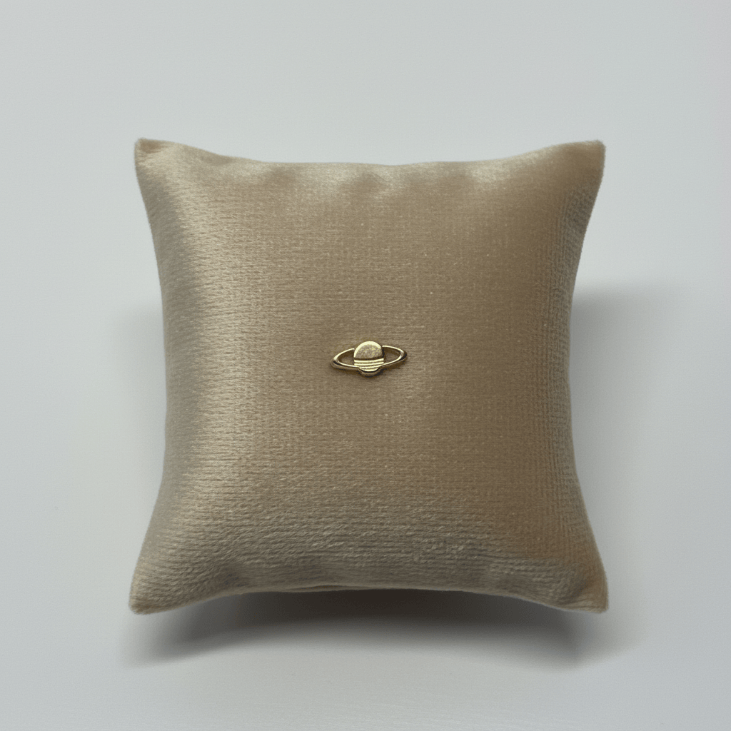 10k Connector Planet Charm