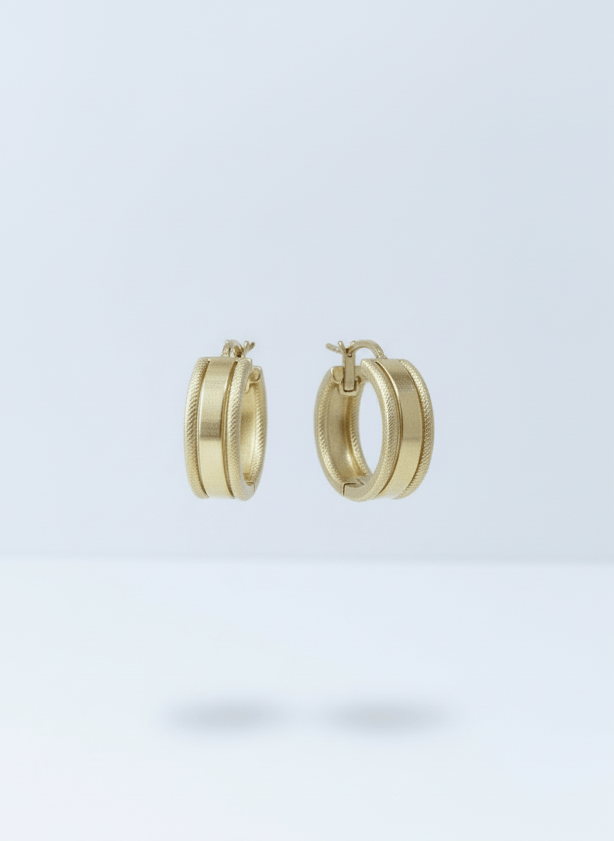 14k Queen Hoops