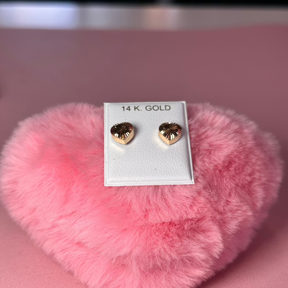 14k Solid Gold 3D Heart Earrings - CinloCo