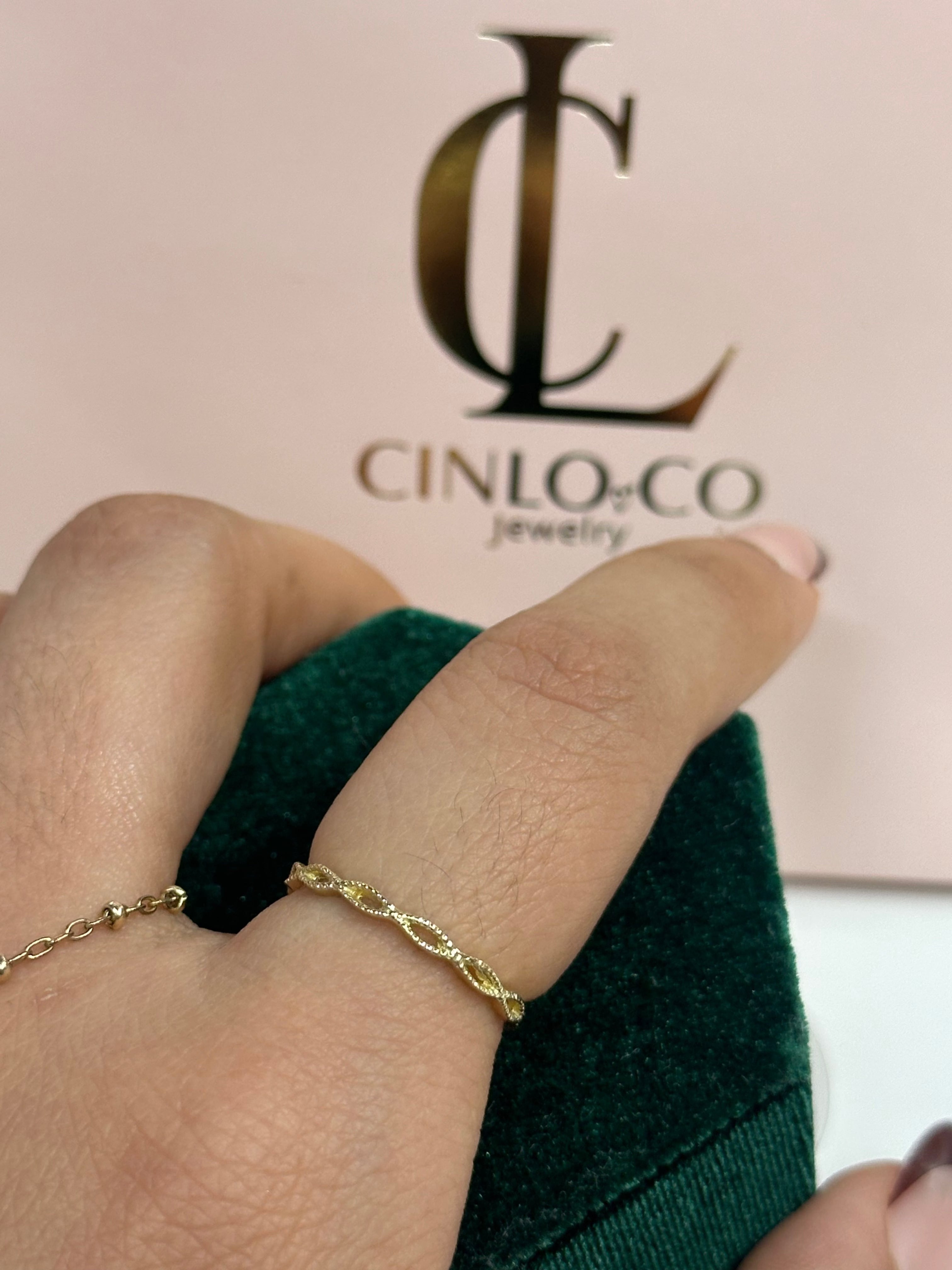 10k Oval Ring - CinloCo