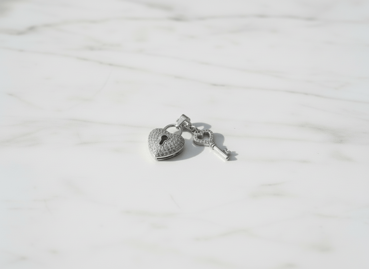 Lock in my heart pendent