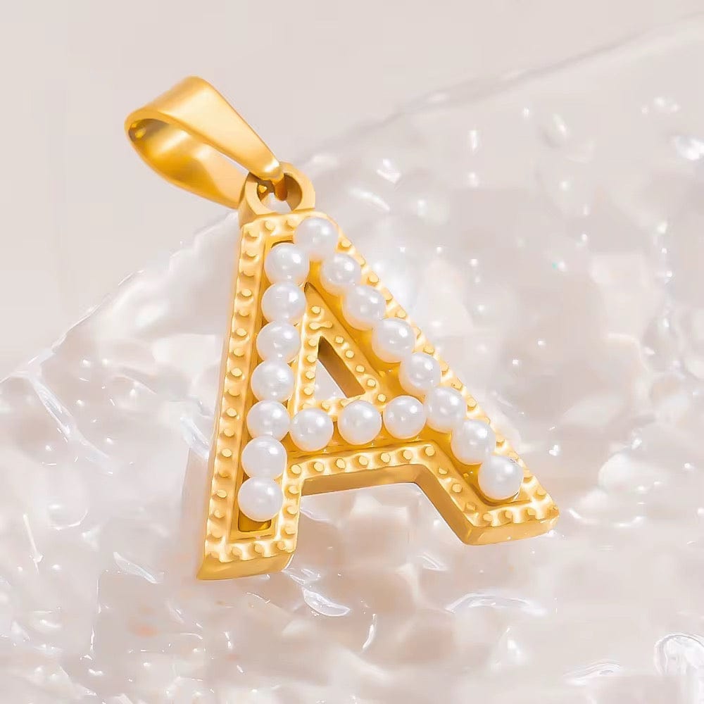 Perlita Initial Letter Necklace - CinloCo