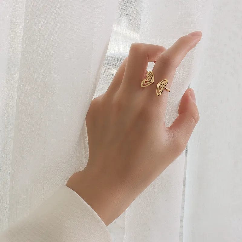 Open Butterfly Gold Ring - CinloCo
