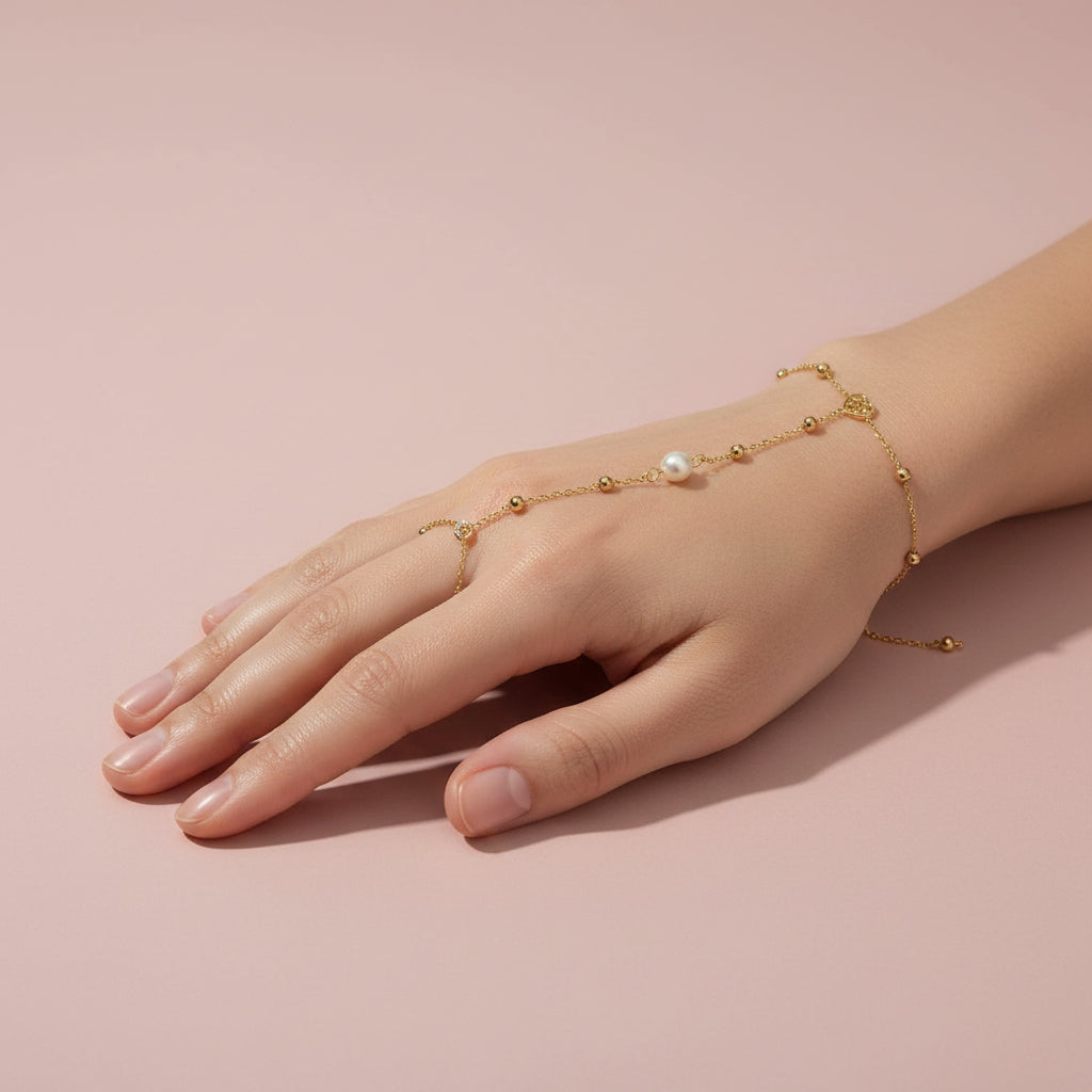 Pearl and Heart Gold Handchain - CinloCo
