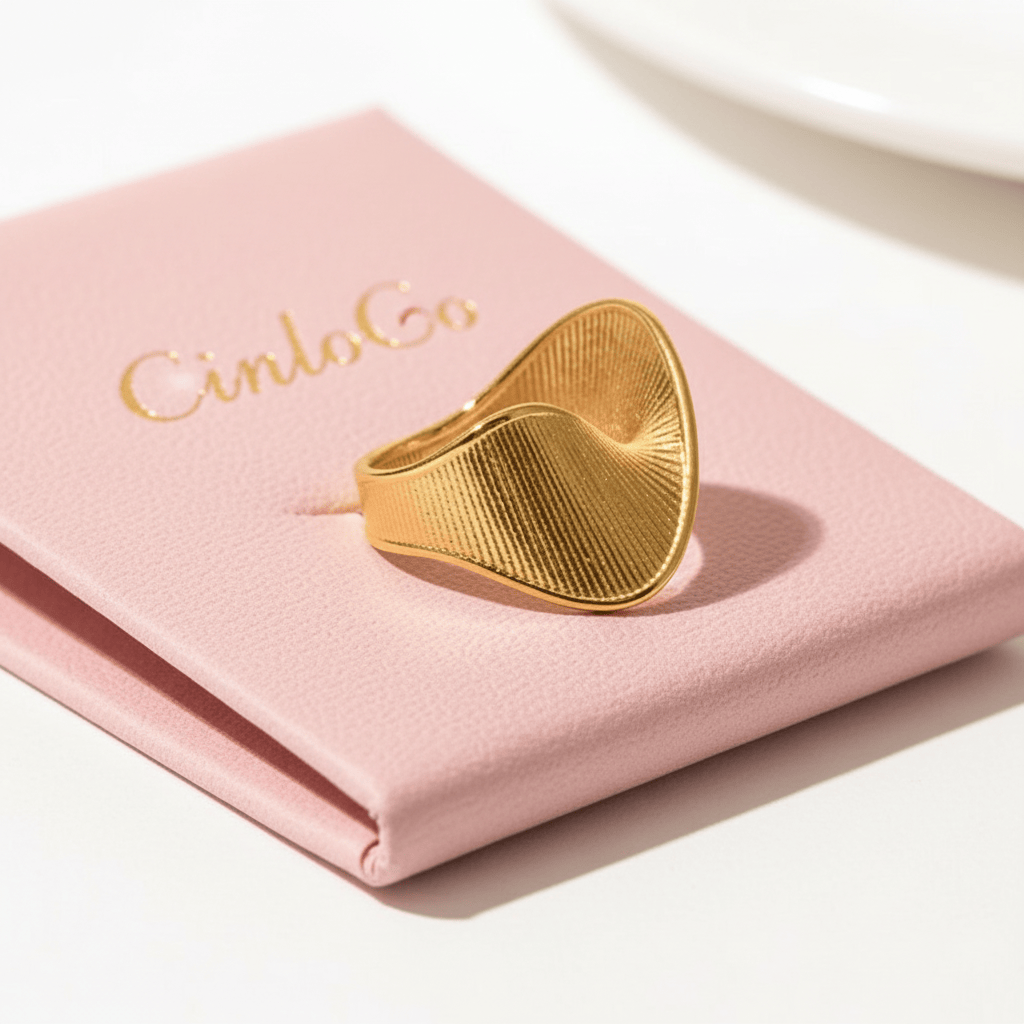 Cleopatra Gold Ring - CinloCo