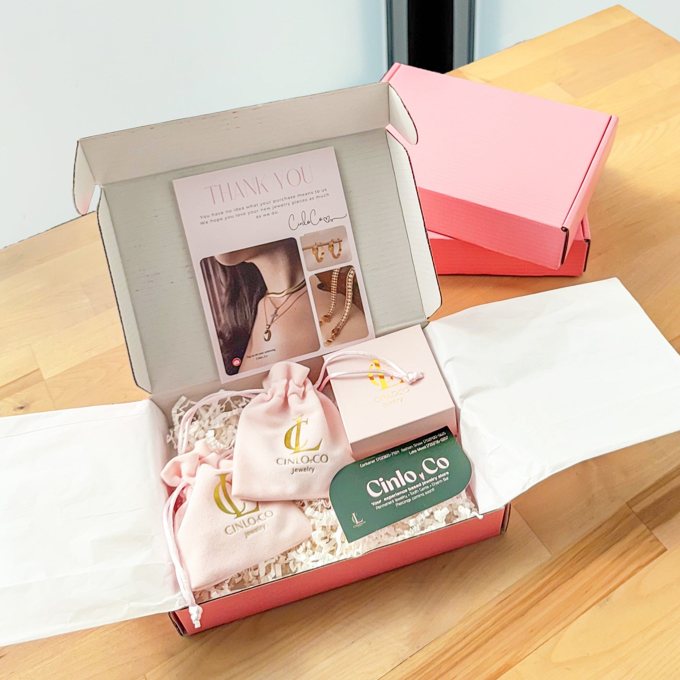 Mystery Summer Shine Box - CinloCo