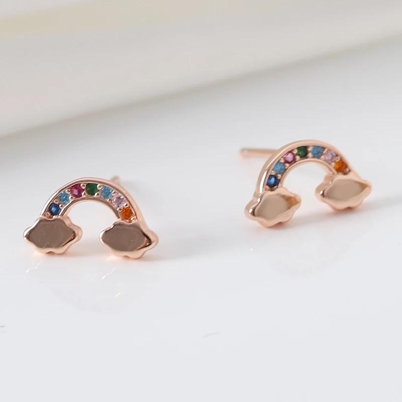 Rainbow Stud Earrings - CinloCo