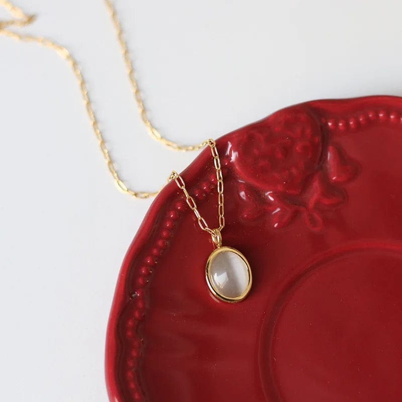 Vintage Opal Oval Necklace - CinloCo