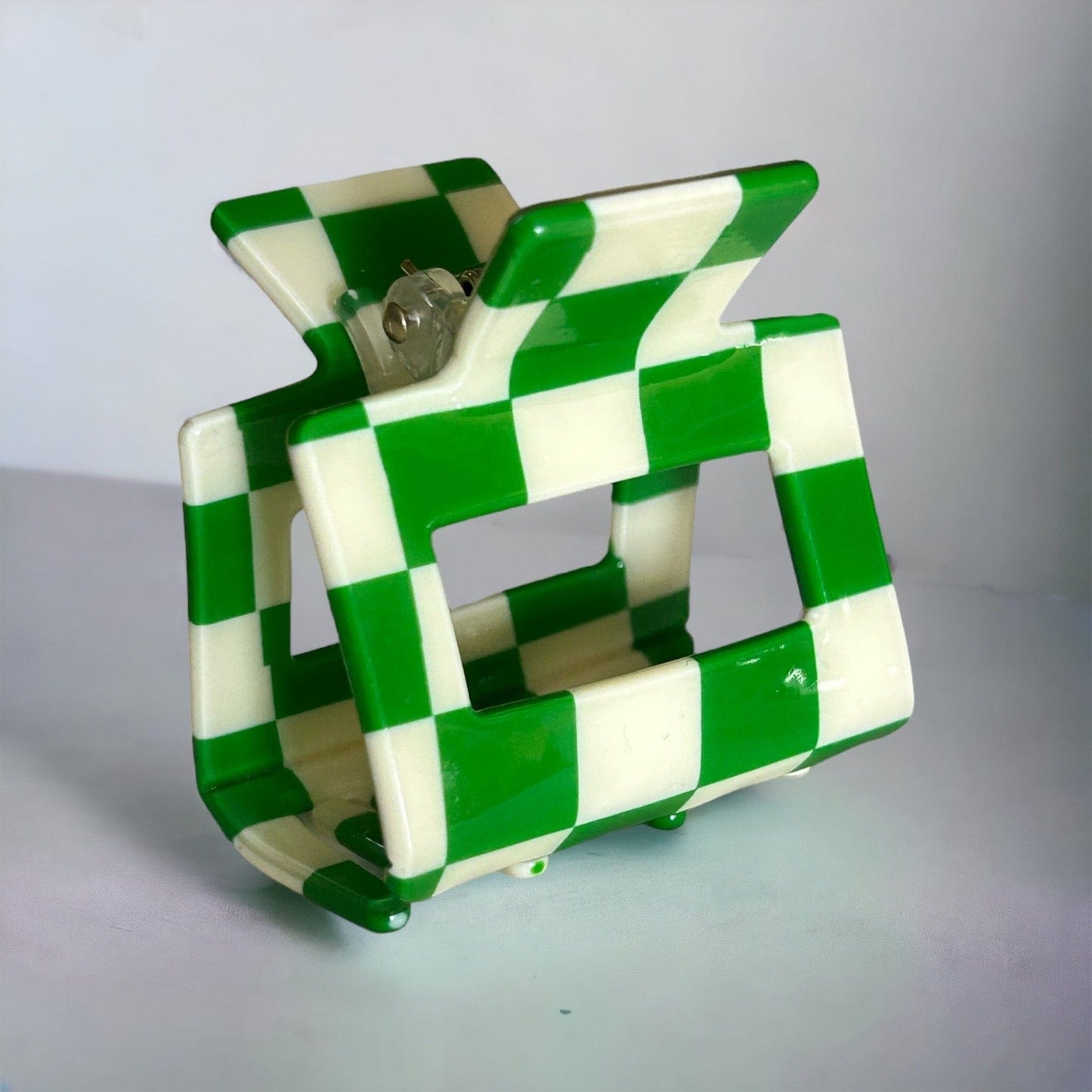 Ceci Checker Hair Claw - CinloCo