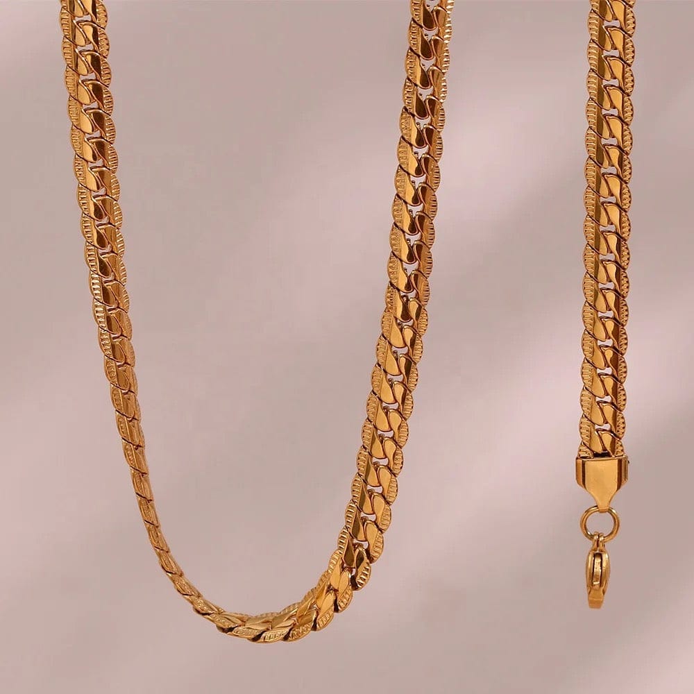 Engraved Cuban Chain Necklace - CinloCo